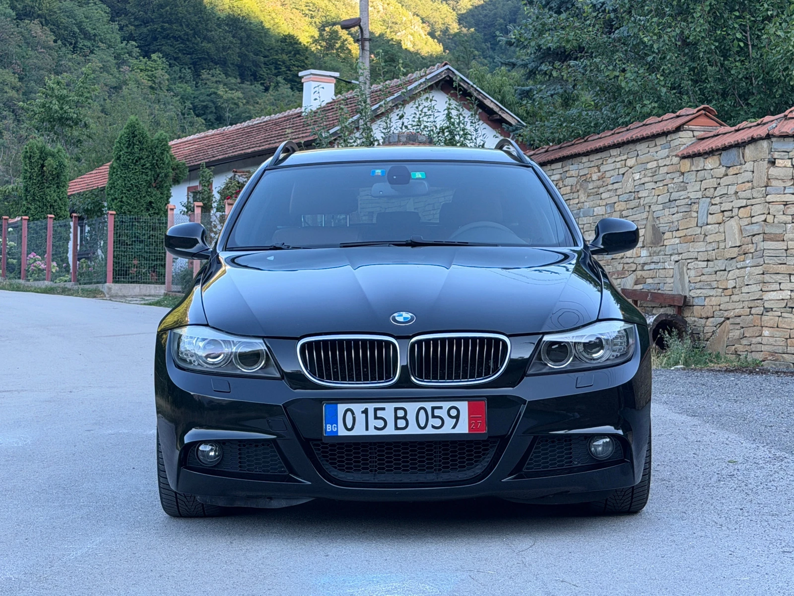 BMW 330 3.0xi Швейцария, снимка 9 - Автомобили и джипове - 55466982