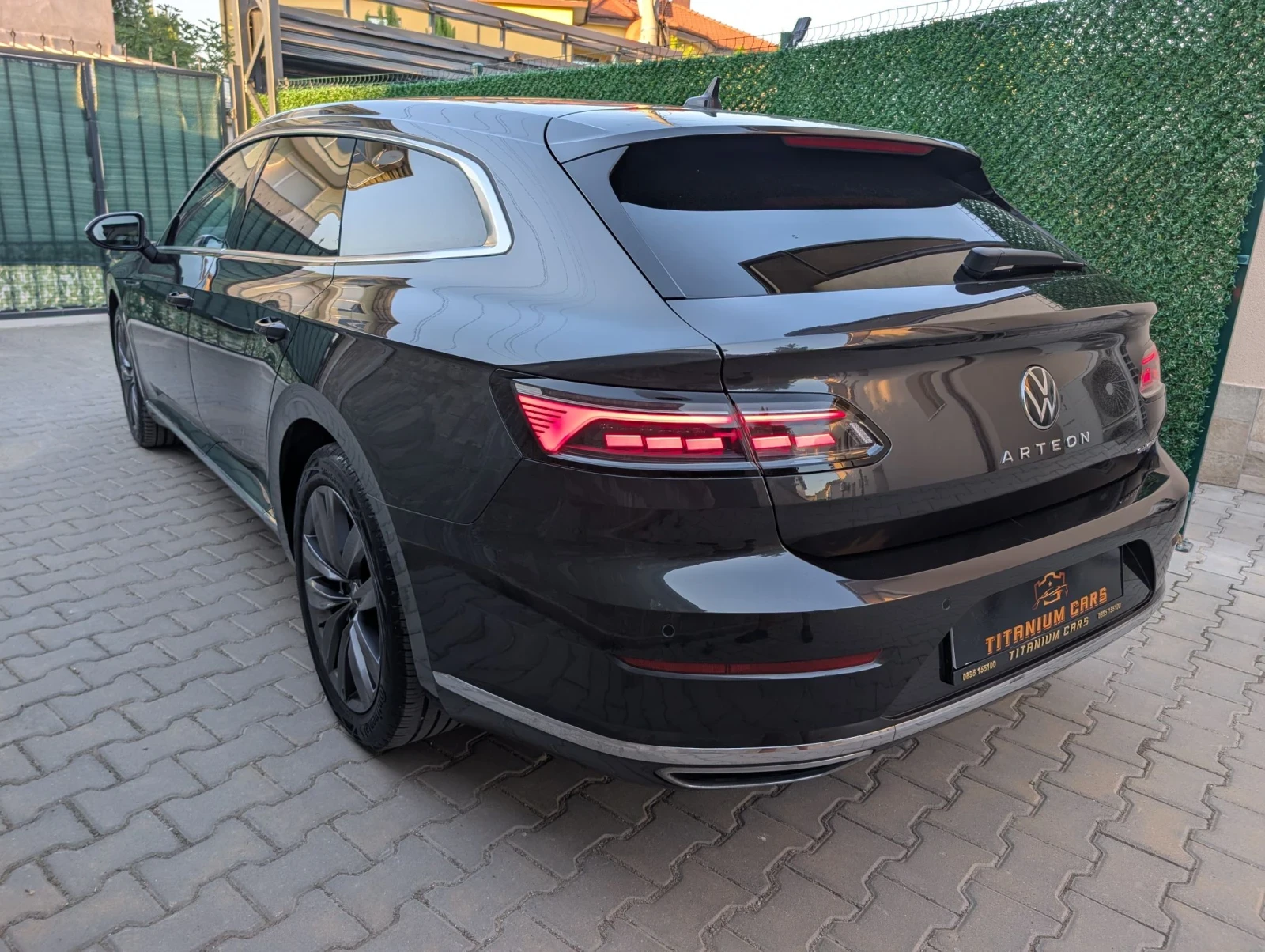 VW Arteon PlugIn Hybrid 218кс.* Дистроник* DCC* Matrix* Memo, снимка 5 - Автомобили и джипове - 55628696