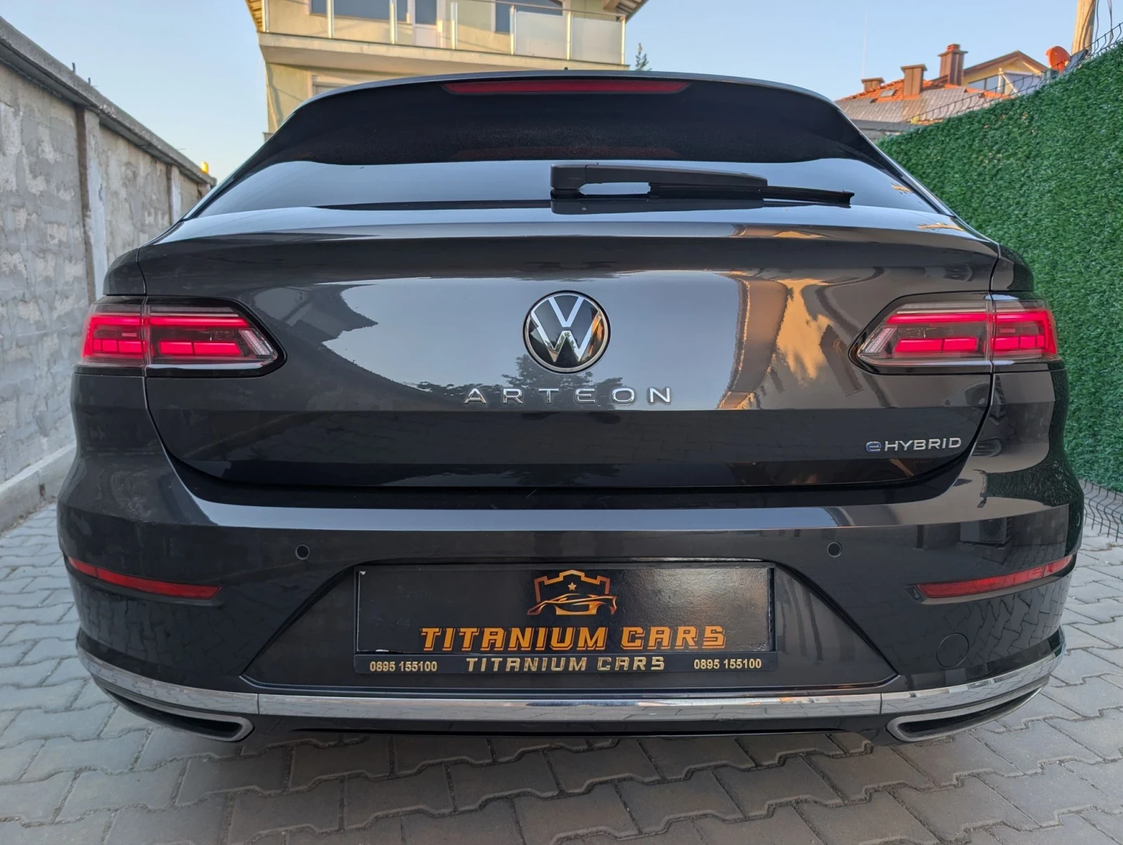 VW Arteon PlugIn Hybrid 218кс.* Дистроник* DCC* Matrix* Memo, снимка 6 - Автомобили и джипове - 55628696