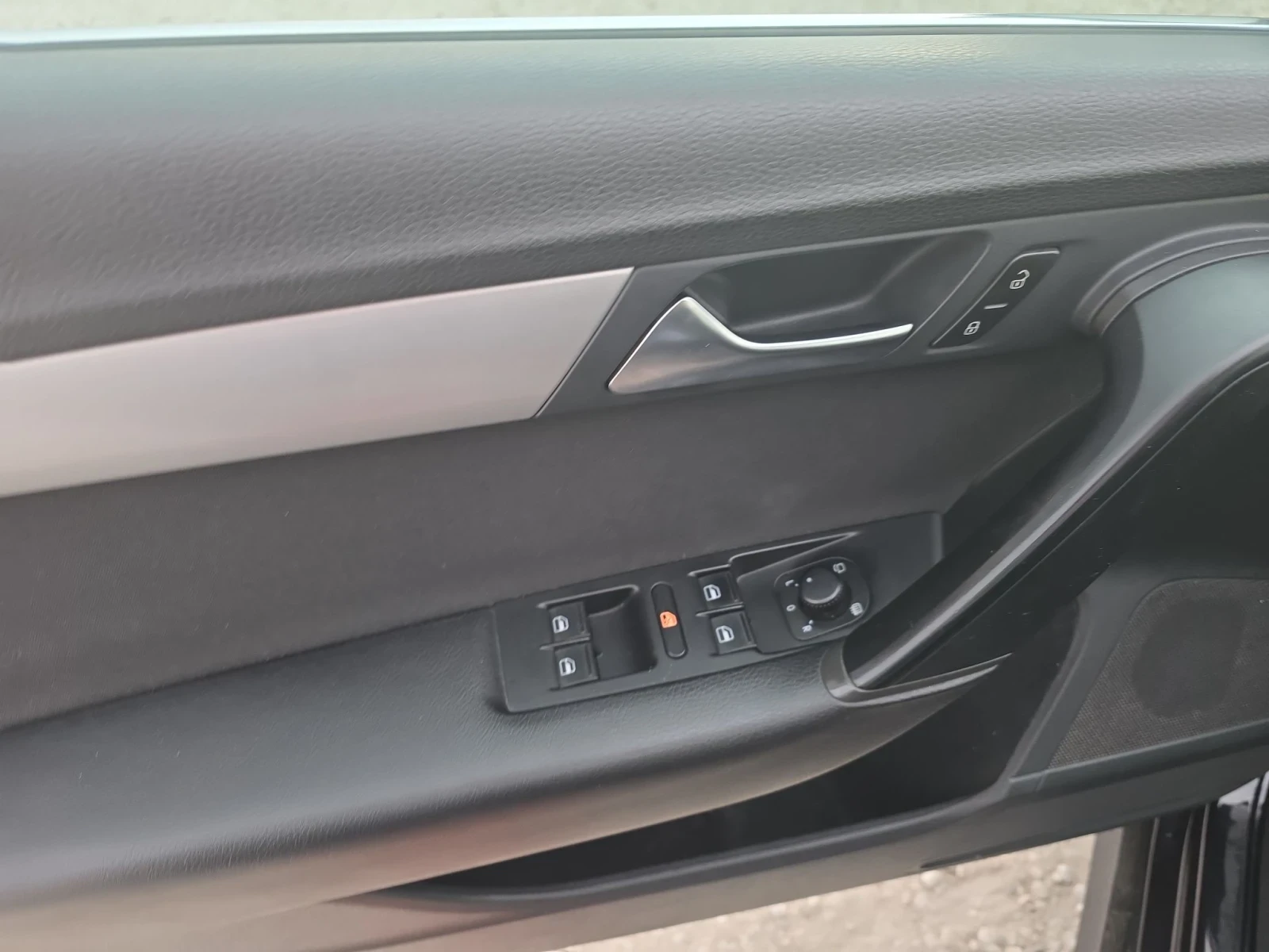 VW Passat Blue-Motion, снимка 13 - Автомобили и джипове - 55790092