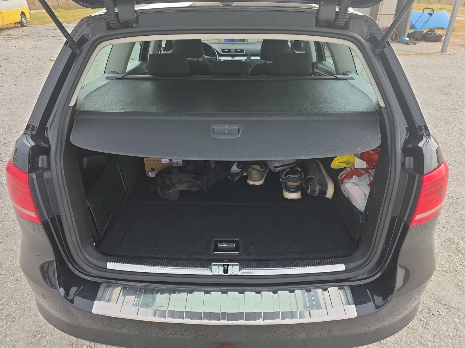 VW Passat Blue-Motion, снимка 8 - Автомобили и джипове - 55790092