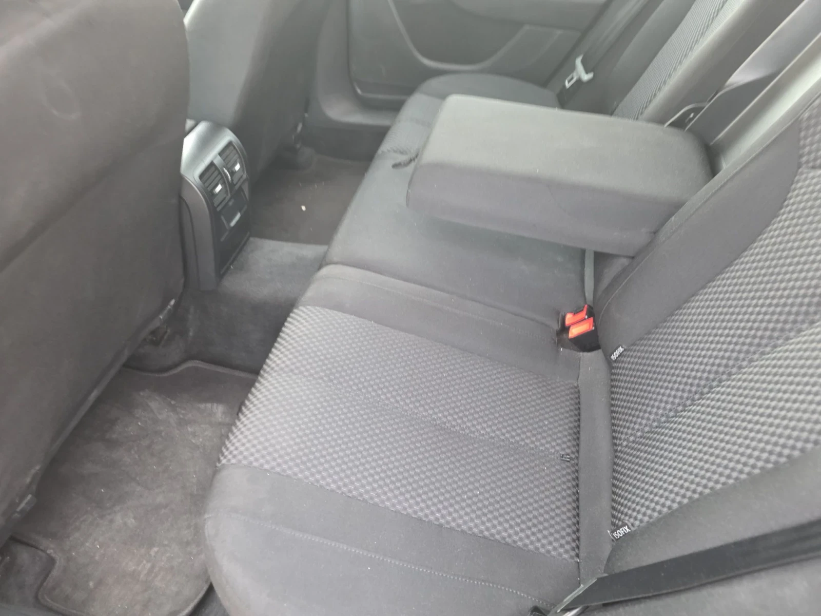 VW Passat Blue-Motion, снимка 6 - Автомобили и джипове - 55790092
