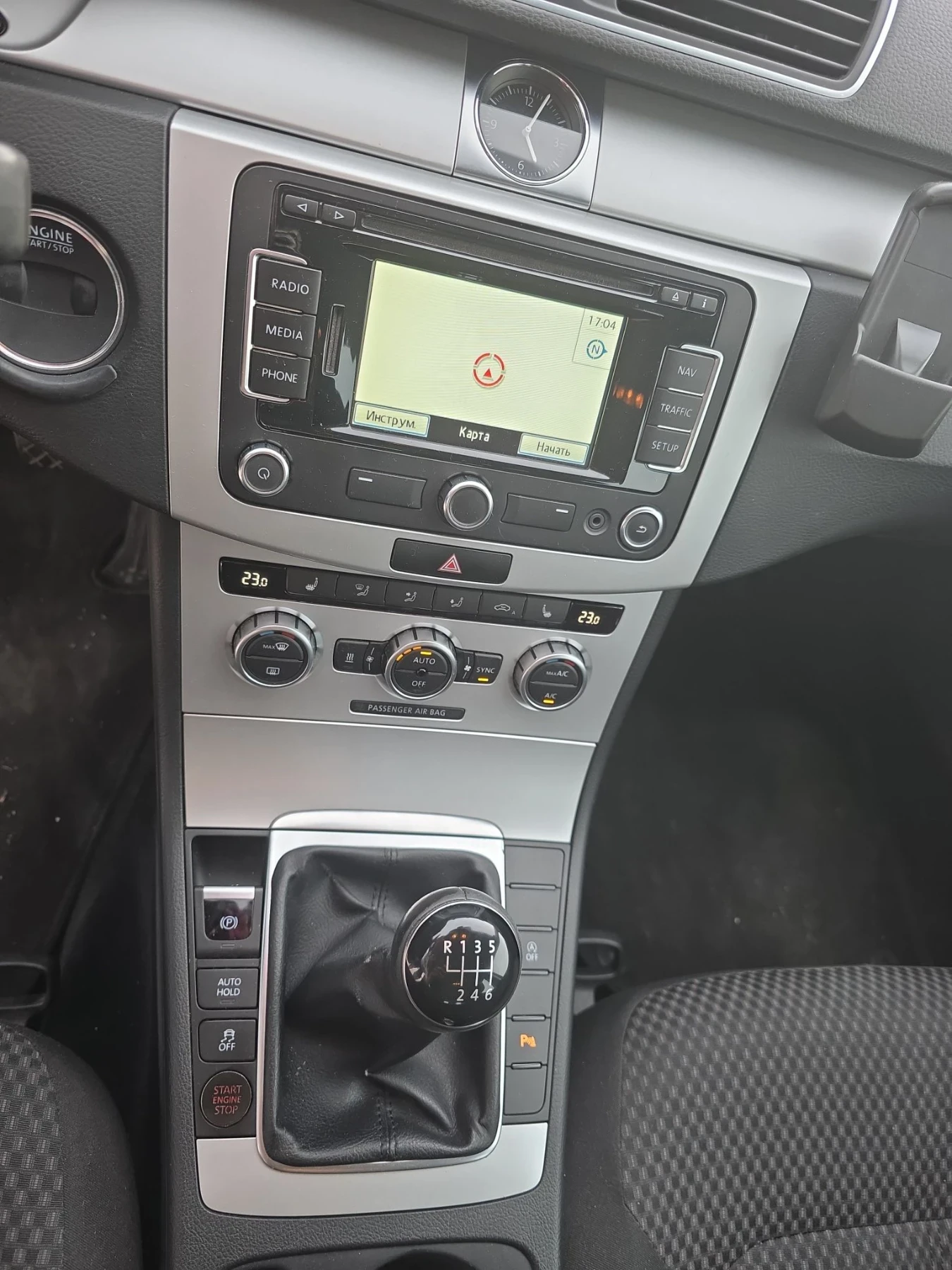 VW Passat Blue-Motion, снимка 12 - Автомобили и джипове - 55790092