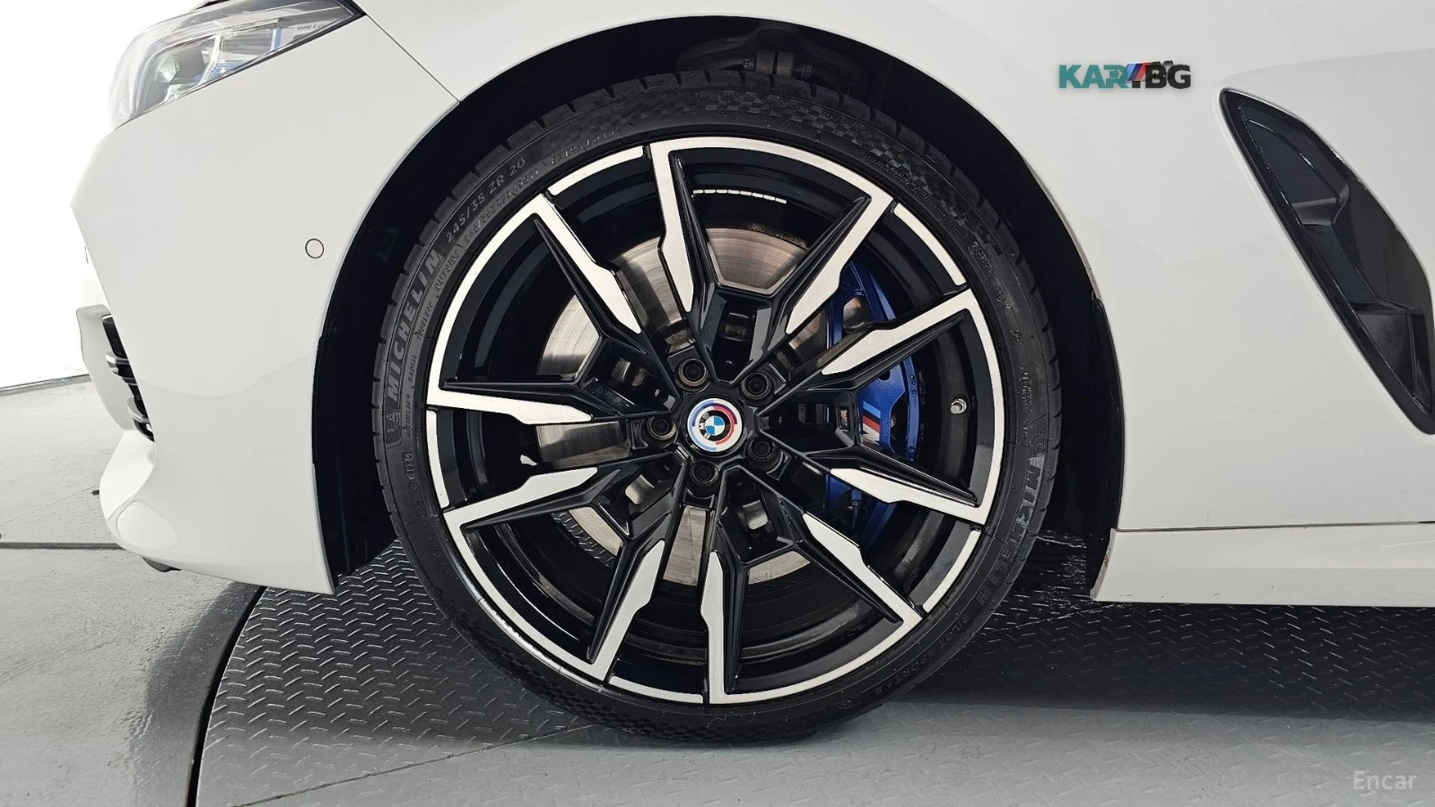 BMW M8 M SPORT* XDRIVE* LASER LIGHTS ОБДУХВ* ДИСТРОНИК, снимка 5 - Автомобили и джипове - 55949062