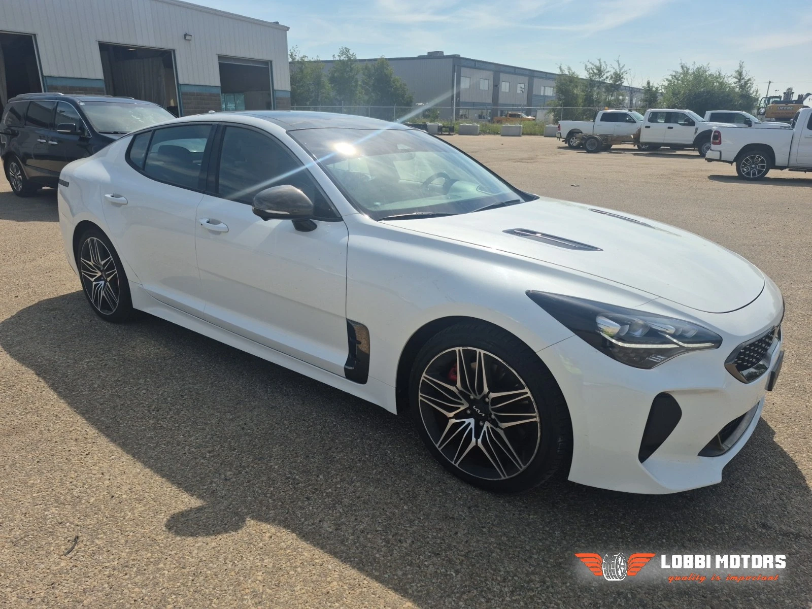 Kia Stinger, снимка 2 - Автомобили и джипове - 56018394
