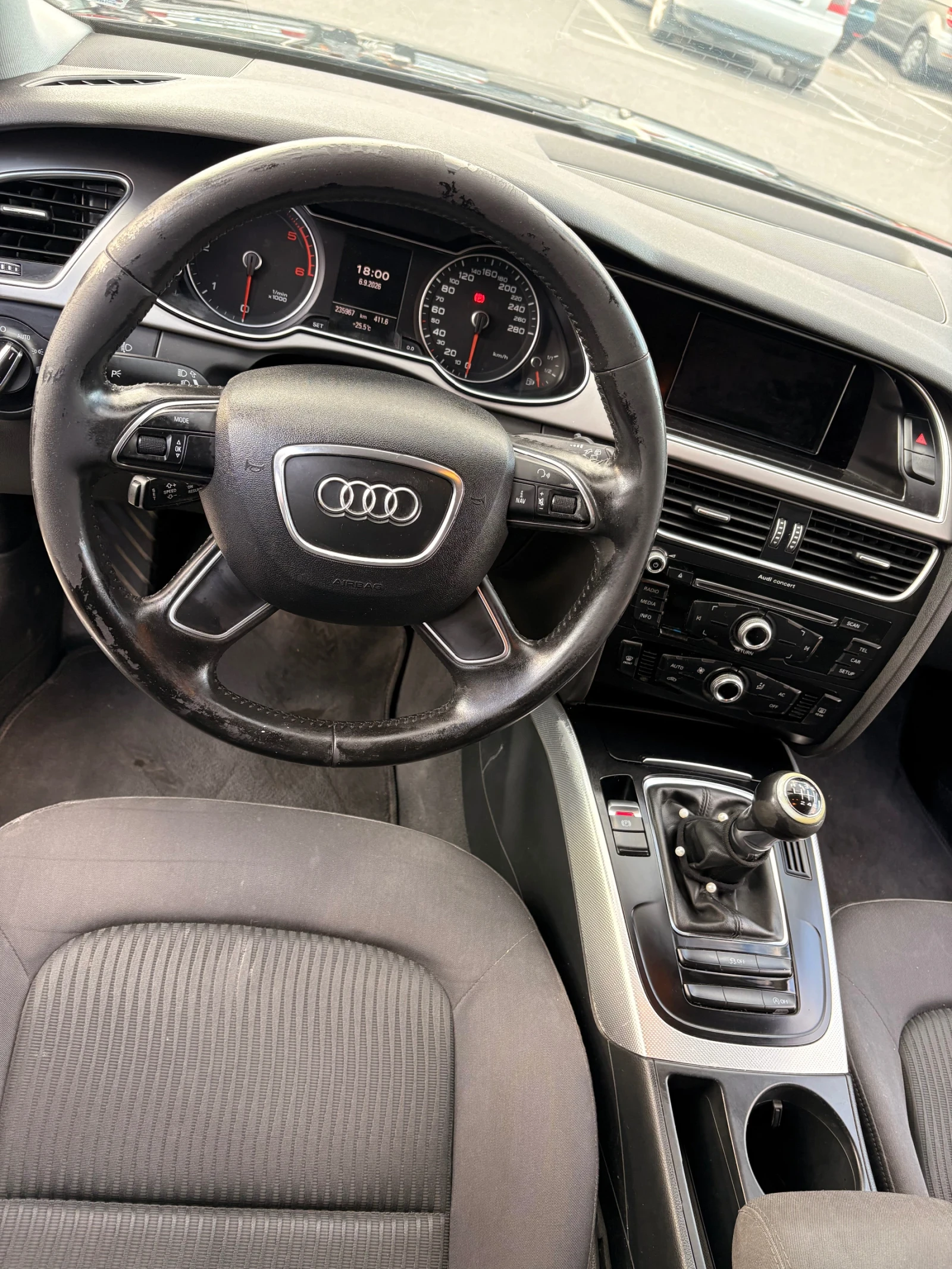 Audi A4 2.0 TDI Avant , снимка 8 - Автомобили и джипове - 56200817