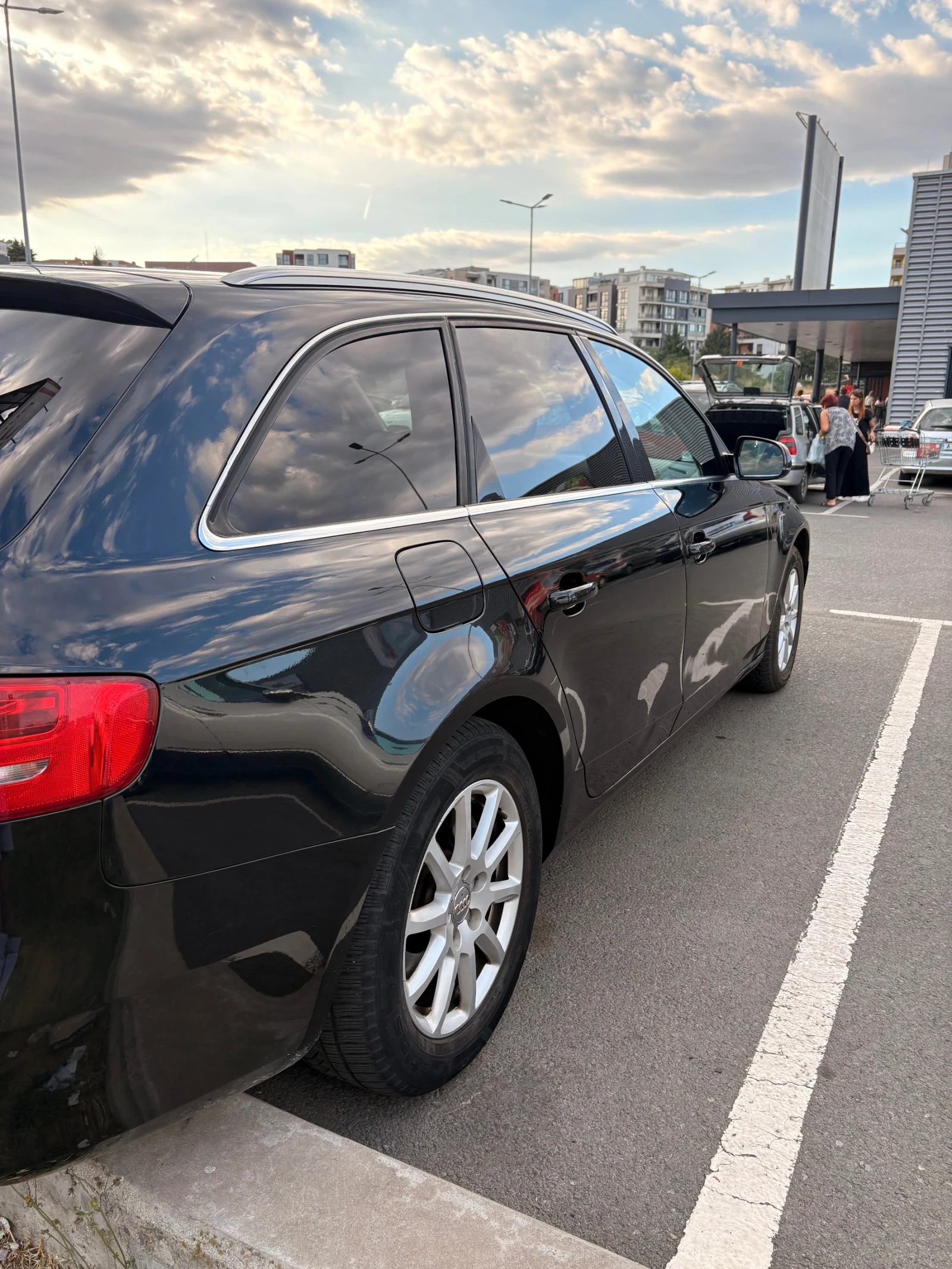 Audi A4 2.0 TDI Avant , снимка 4 - Автомобили и джипове - 56200817