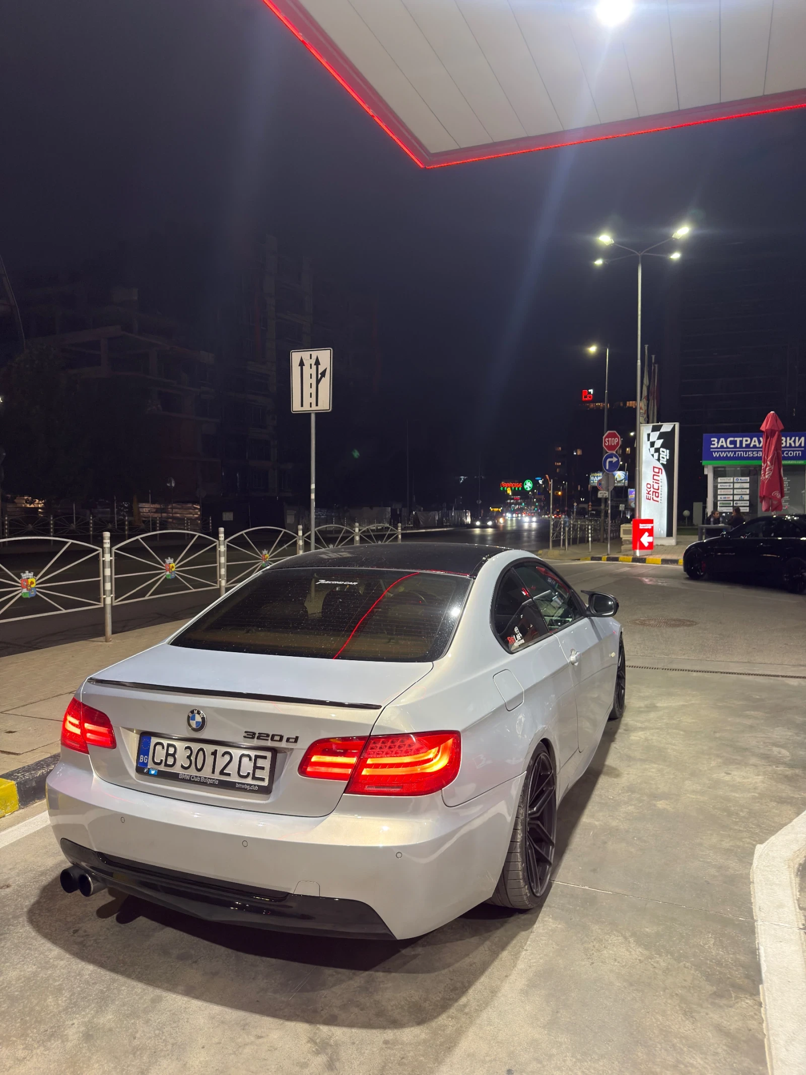 BMW 320, снимка 9 - Автомобили и джипове - 56226895