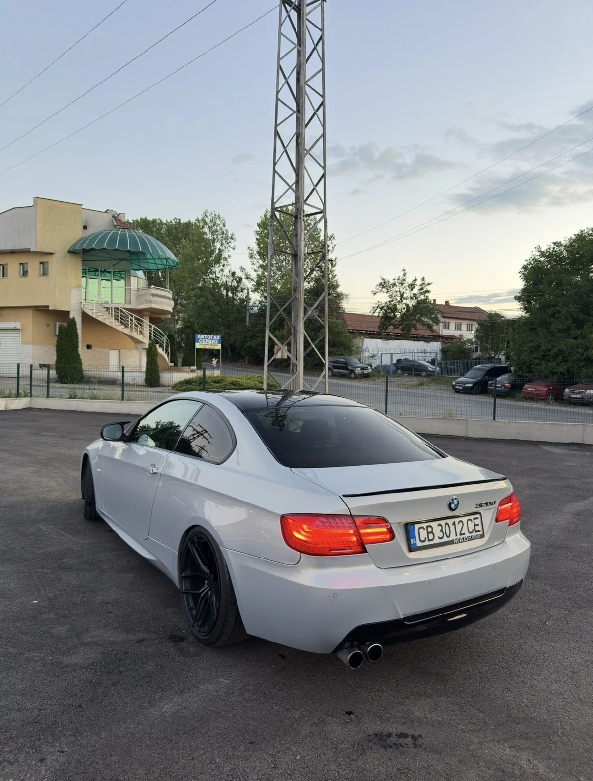 BMW 320, снимка 4 - Автомобили и джипове - 56226895