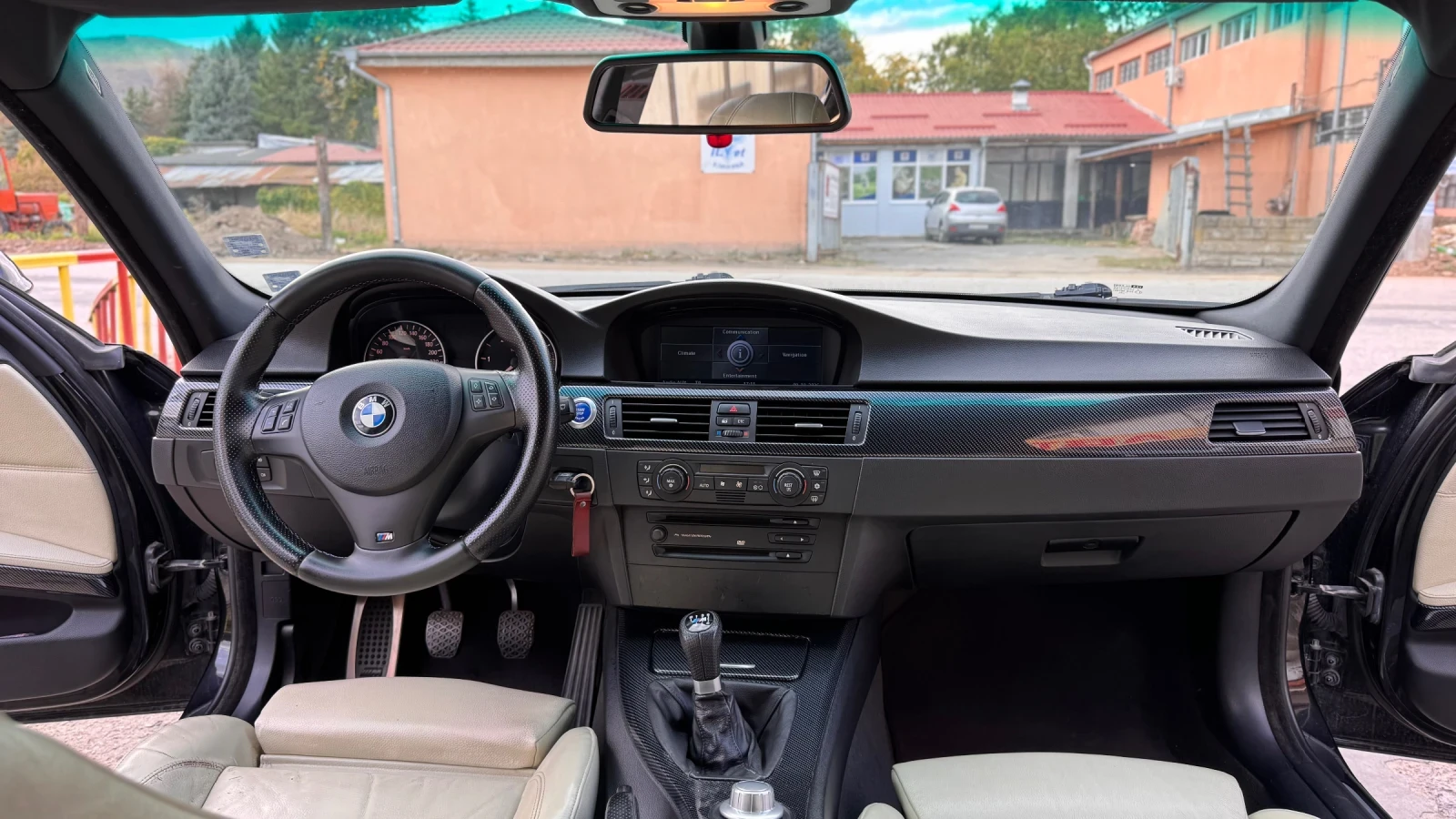 BMW 320 Фабричен М-пакет | Shadow Line | , снимка 8 - Автомобили и джипове - 56432623