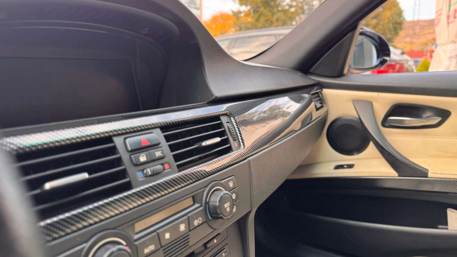 BMW 320 Фабричен М-пакет | Shadow Line | , снимка 9 - Автомобили и джипове - 56432623