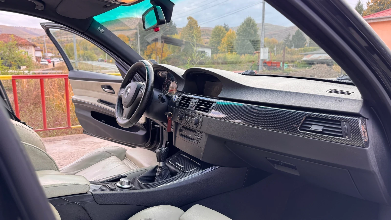 BMW 320 Фабричен М-пакет | Shadow Line | , снимка 7 - Автомобили и джипове - 56432623