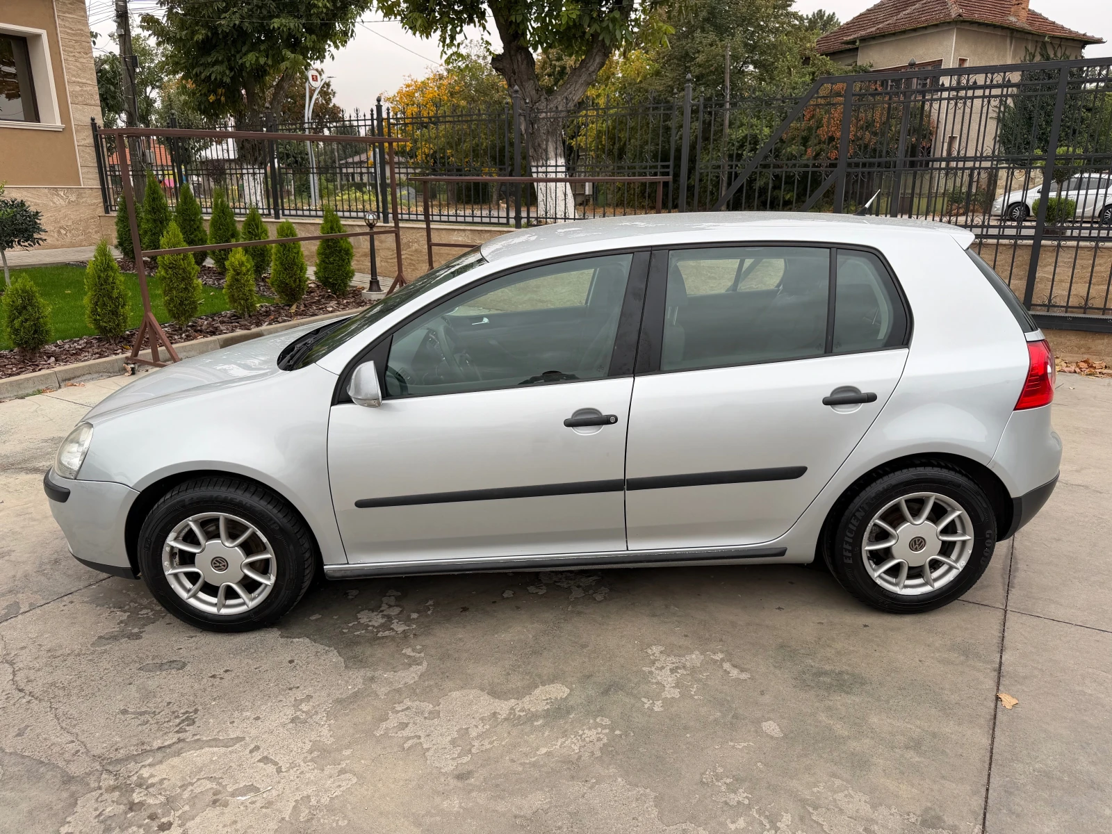 VW Golf 1.9TDI, снимка 6 - Автомобили и джипове - 56466935
