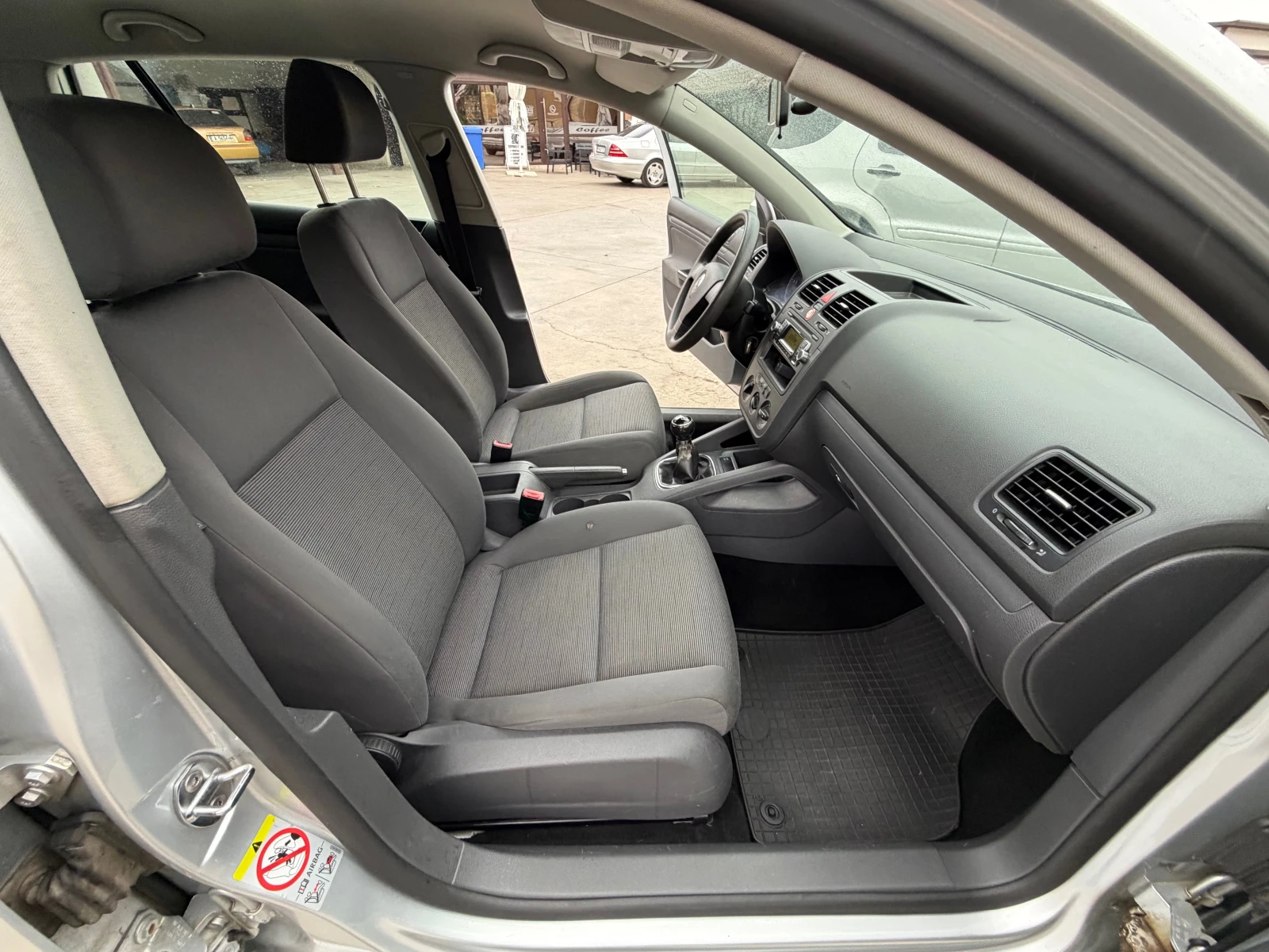VW Golf 1.9TDI, снимка 13 - Автомобили и джипове - 56466935