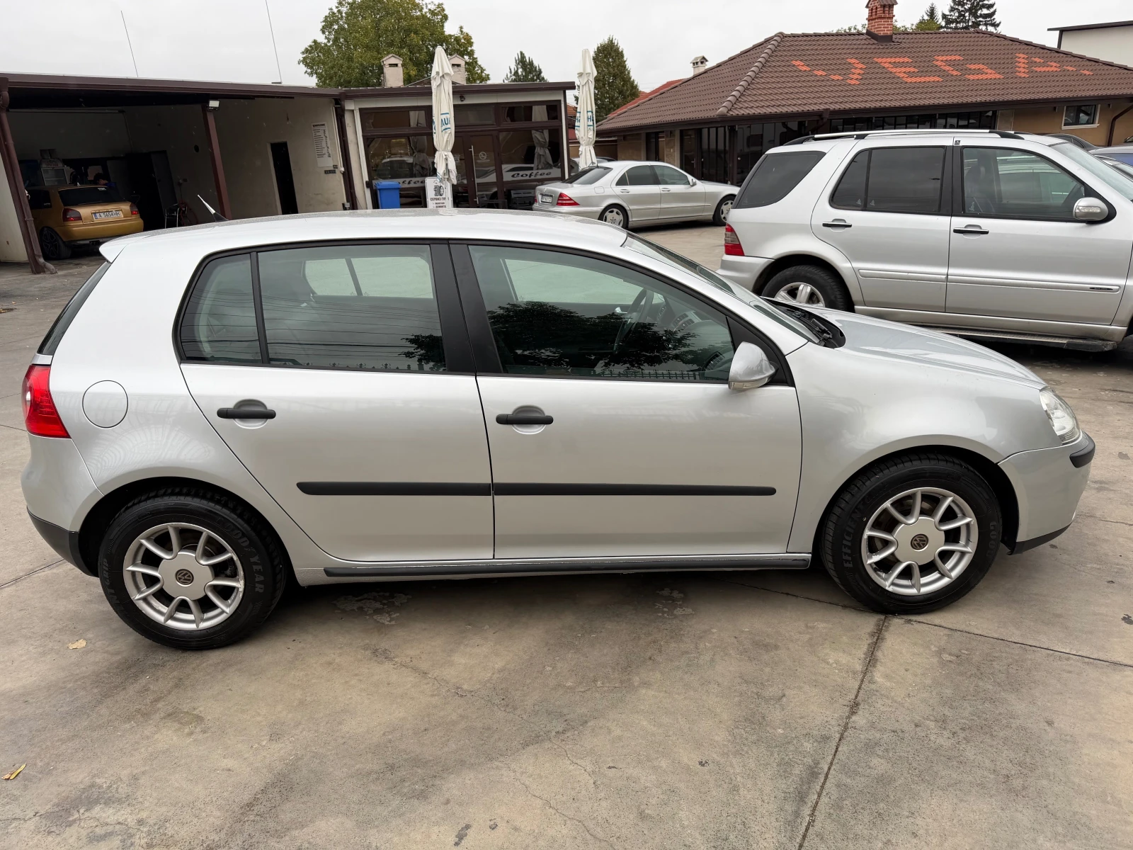 VW Golf 1.9TDI, снимка 3 - Автомобили и джипове - 56466935