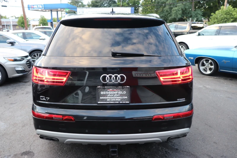 Audi Q7 PREMIUM, снимка 5 - Автомобили и джипове - 47227960