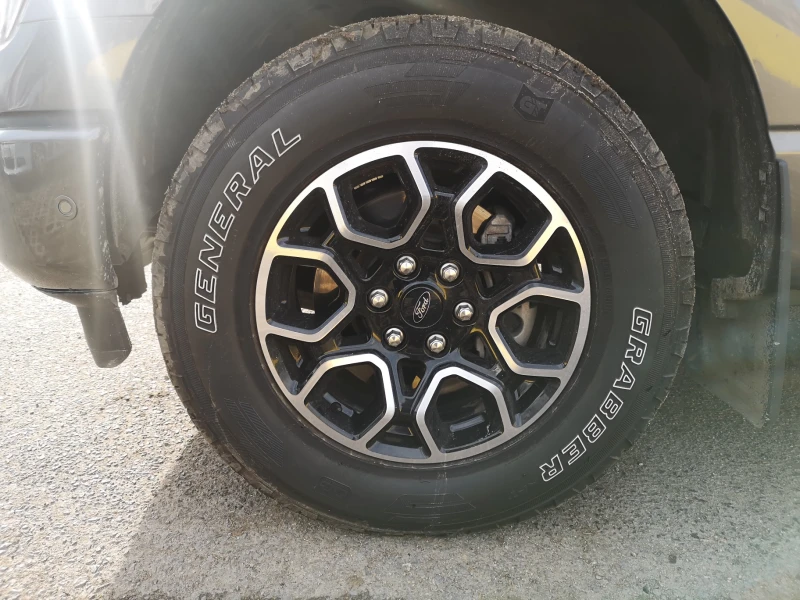 Ford F150 SuperCrew Hybrid 3.5 l PowerBoost, снимка 17 - Автомобили и джипове - 52746524