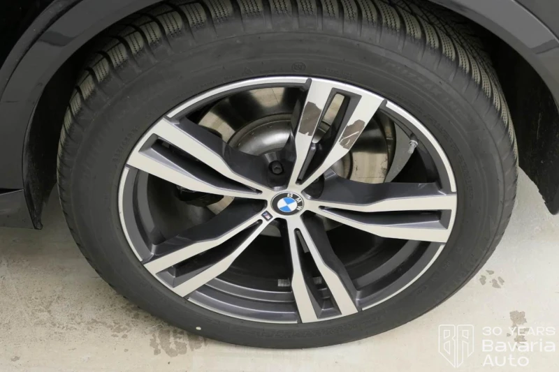 BMW X7 40d xDrive M Sport Paket Sportautomatic, снимка 17 - Автомобили и джипове - 53123615