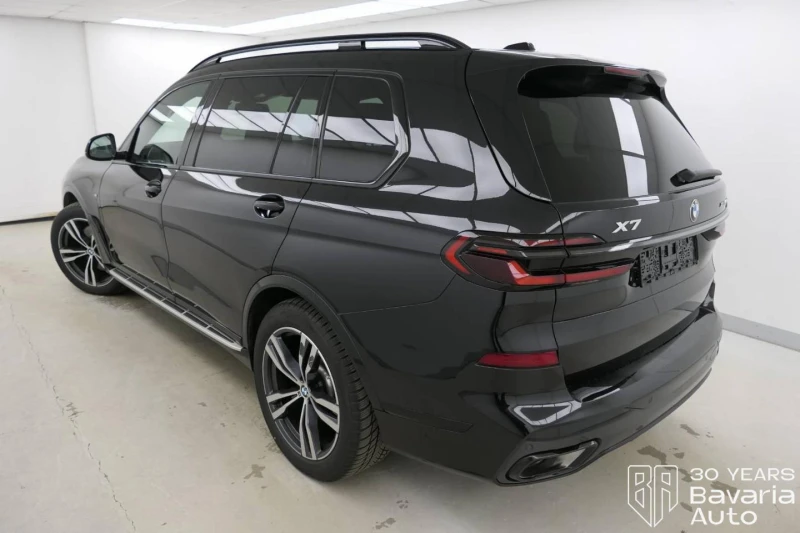 BMW X7 40d xDrive M Sport Paket Sportautomatic, снимка 2 - Автомобили и джипове - 53123615