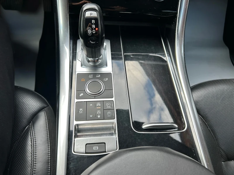 Land Rover Range Rover Sport 3.0TDV6 HSE 159000км, снимка 10 - Автомобили и джипове - 53512896