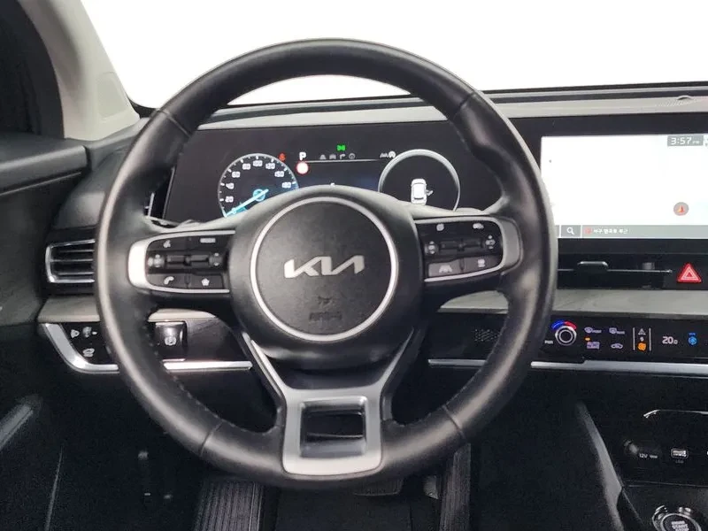 Kia Sportage DIESEL 2.0 2WD SIGNATURE, снимка 13 - Автомобили и джипове - 55314209