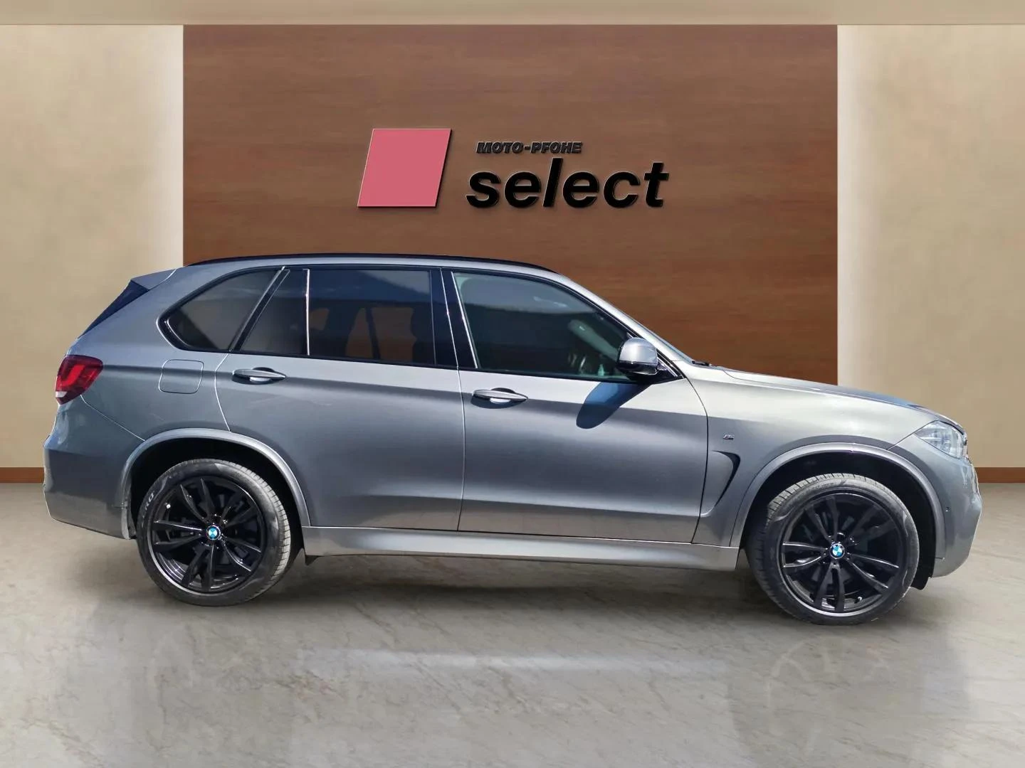 BMW X5 4.0D - изображение 4