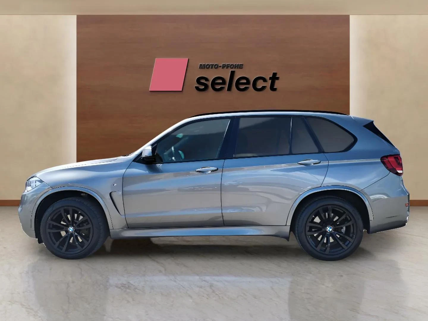 BMW X5 4.0D - изображение 8