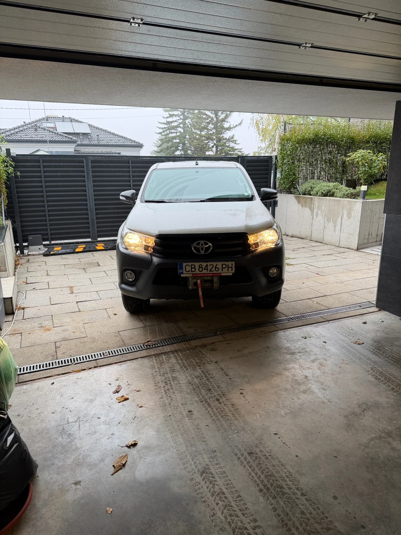 Toyota Hilux  - изображение 2