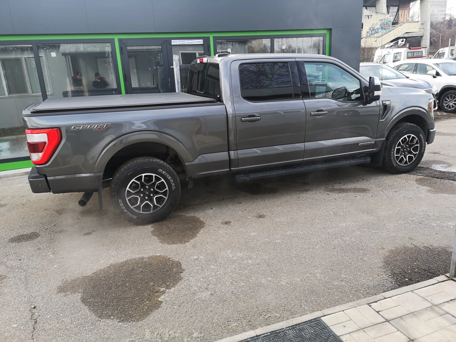 Ford F150 SuperCrew Hybrid 3.5 l PowerBoost - изображение 6