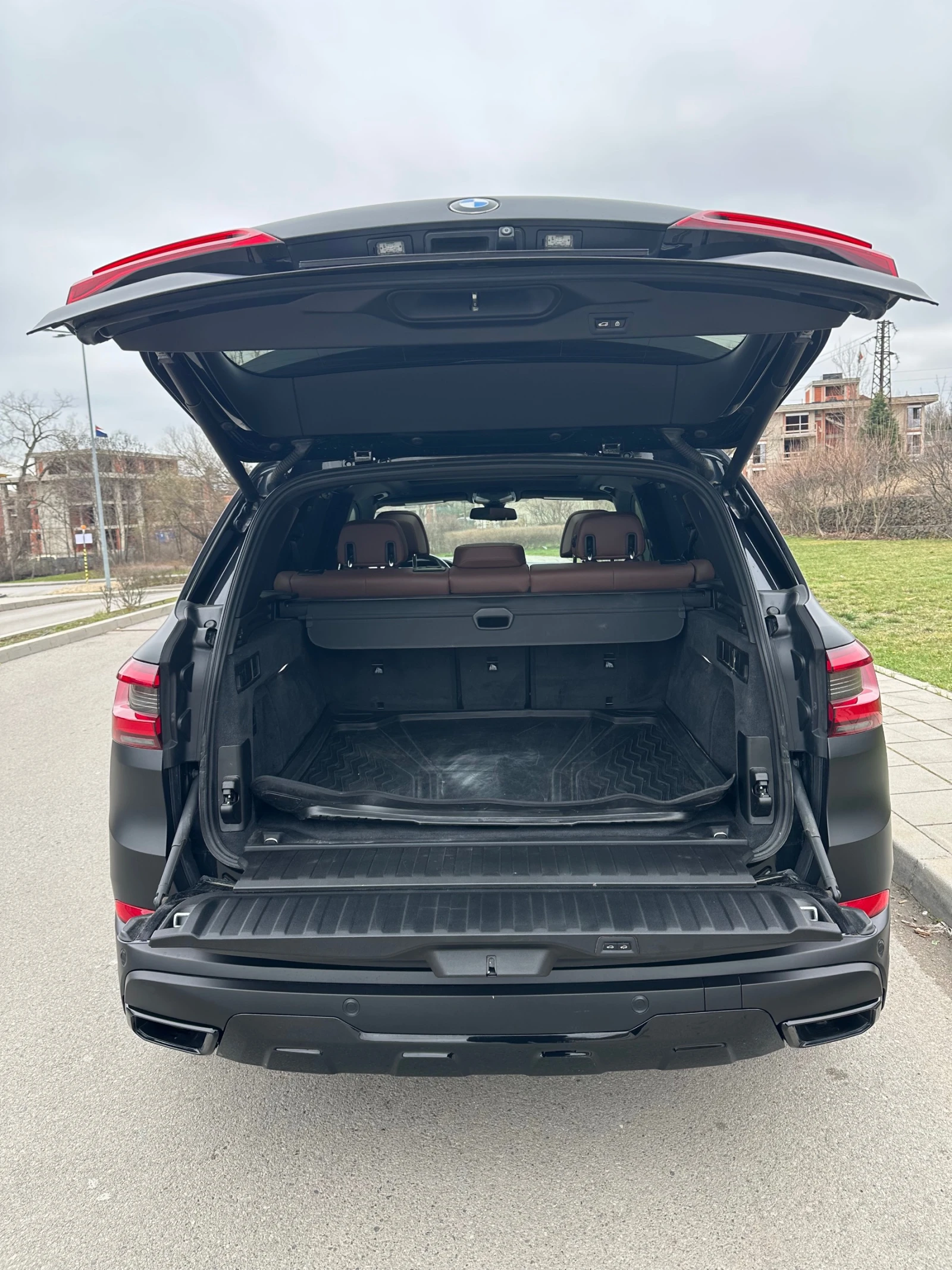 BMW X5 xDrive 40i, снимка 16 - Автомобили и джипове - 54033191