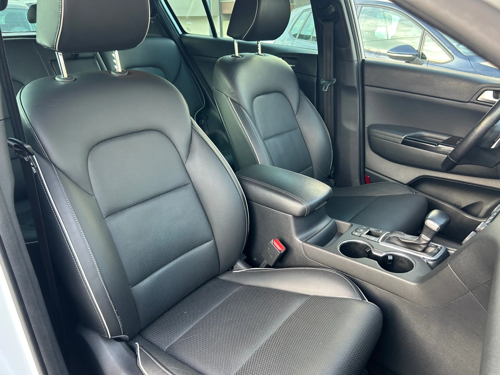 Kia Sportage GT LINE, снимка 10 - Автомобили и джипове - 54214769