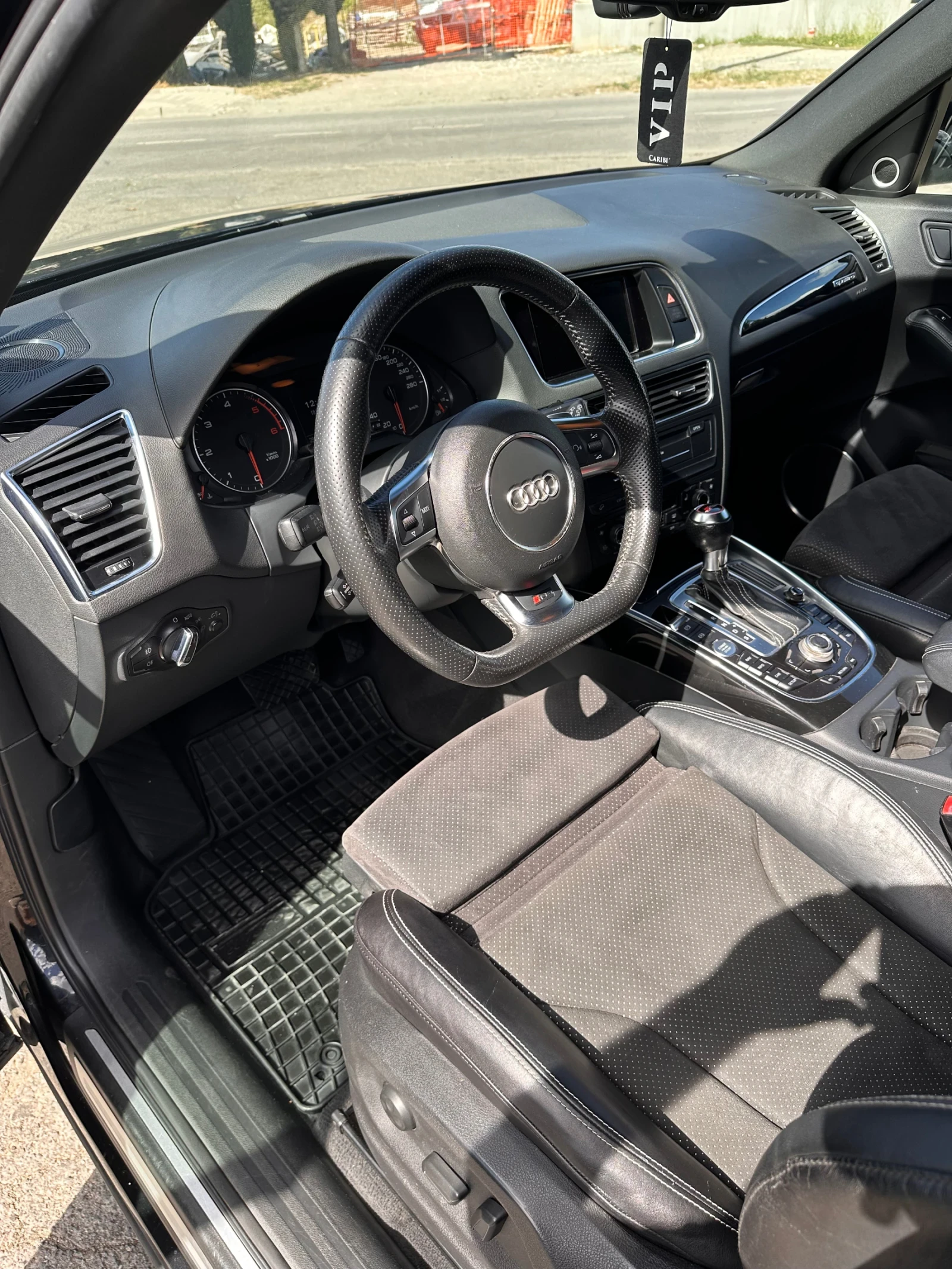 Audi Q5 3.0TDI s line, снимка 8 - Автомобили и джипове - 54242420