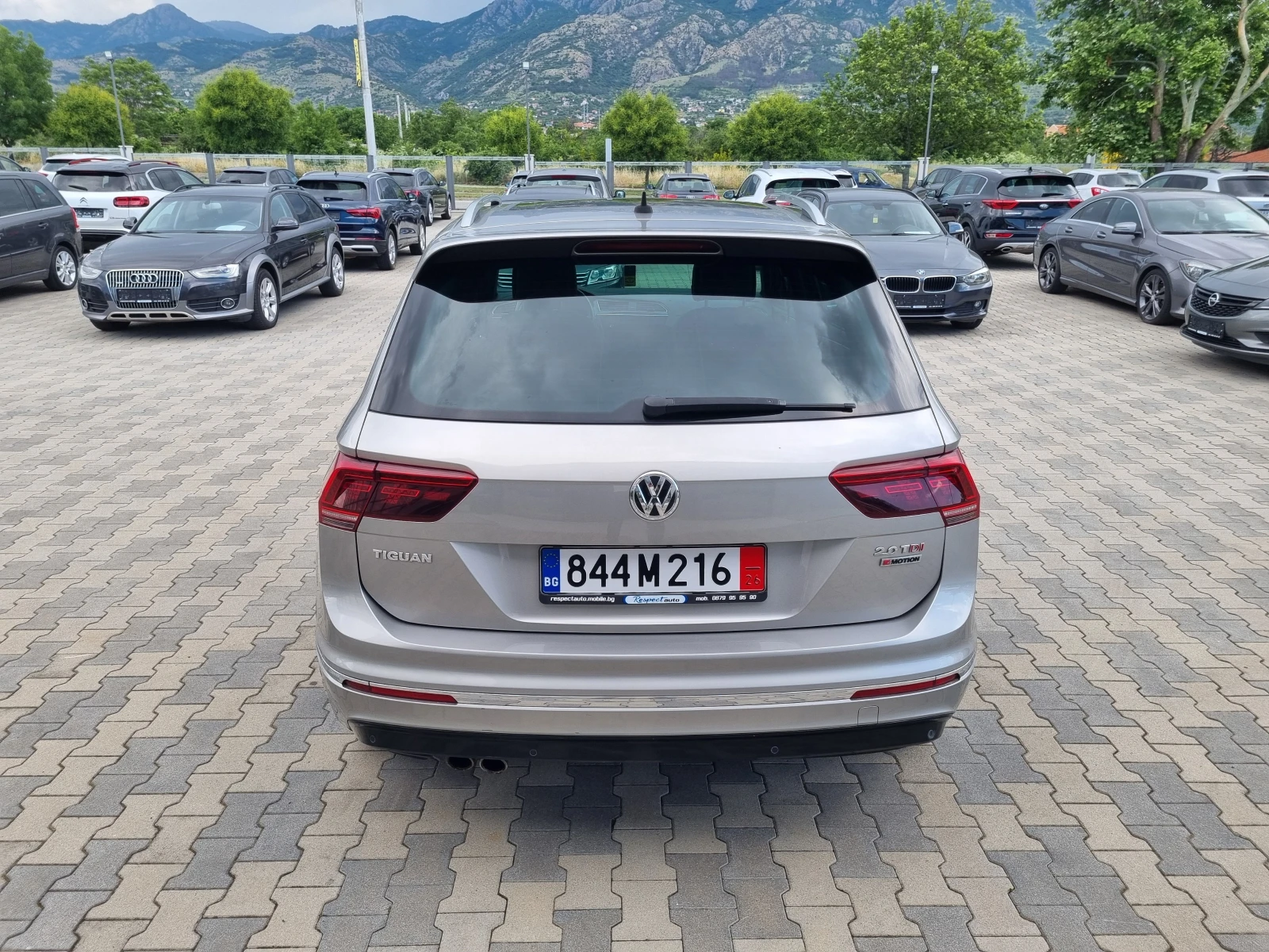 VW Tiguan R-LINE= 190ps= 4 MOTION= 146.000км/ОБСЛУЖЕН ТОТАЛН, снимка 5 - Автомобили и джипове - 54741306