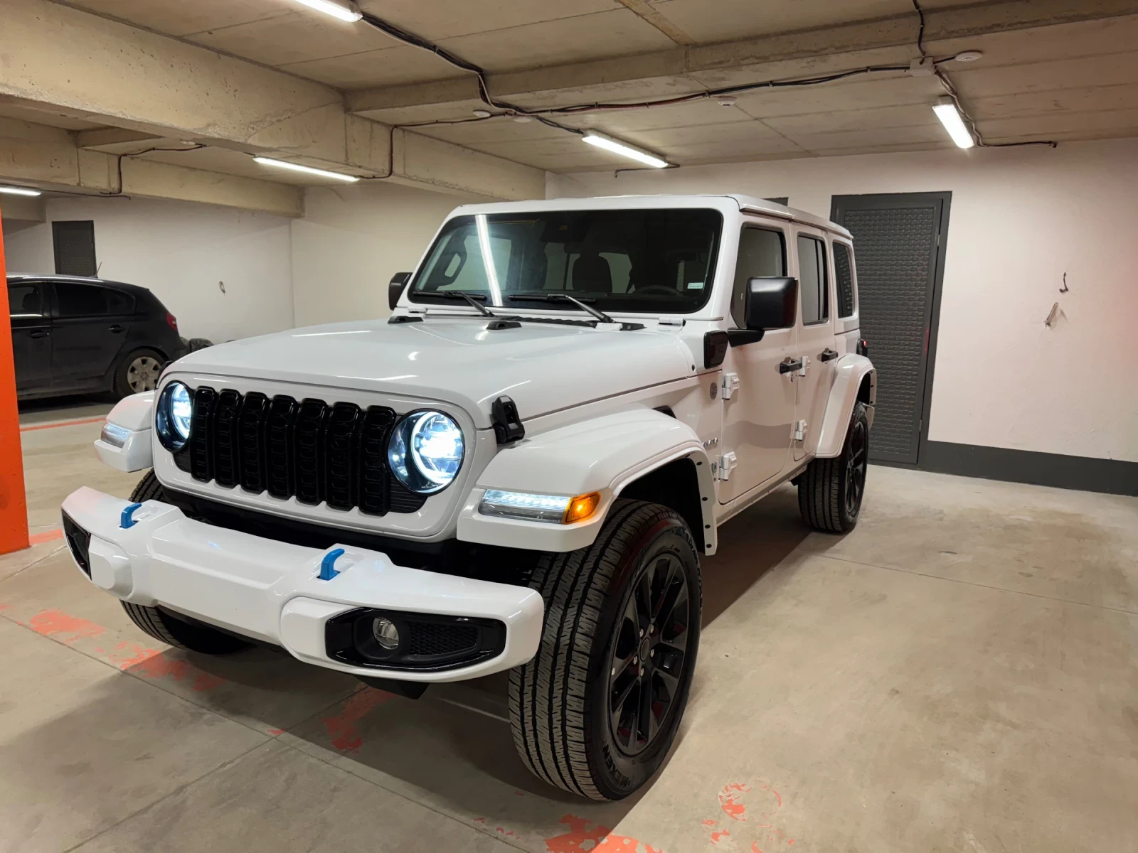 Jeep Wrangler * 4XE Plug-in-Hybrid 2024г.* 381 к.с Facelift , снимка 8 - Автомобили и джипове - 55244534