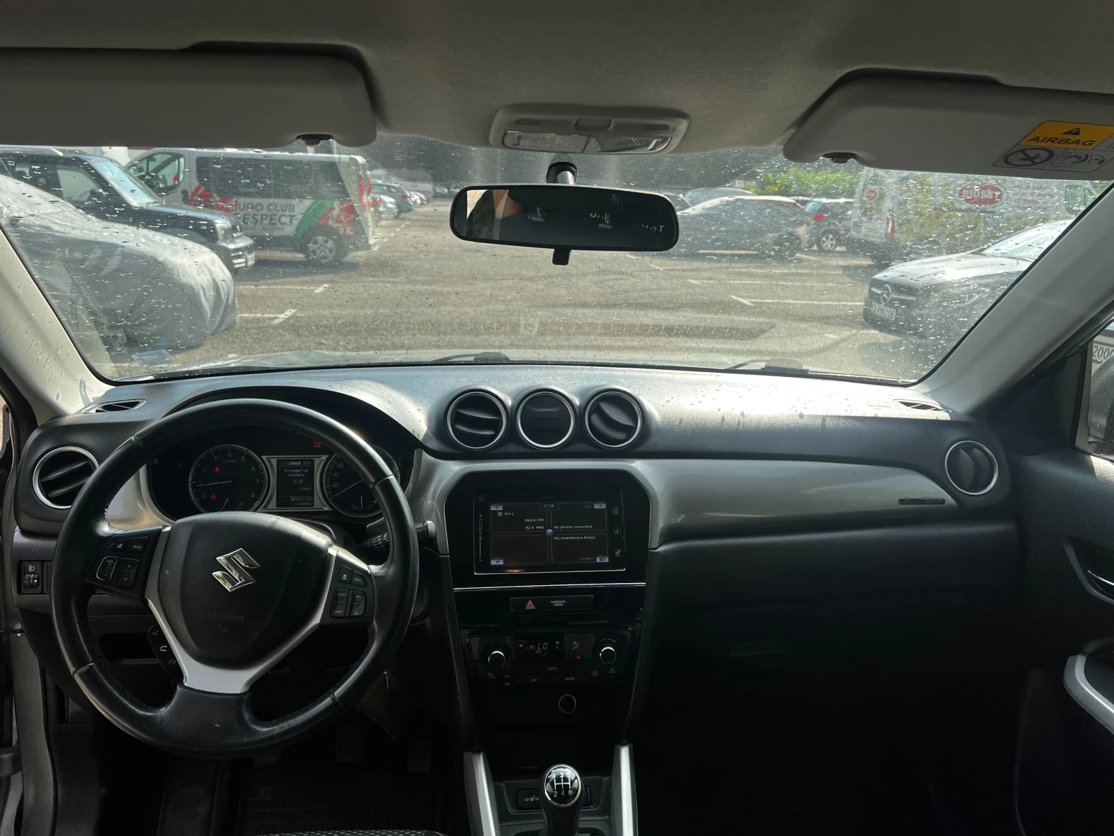 Suzuki Vitara 1.6i 120kc 4x4, снимка 12 - Автомобили и джипове - 55796760