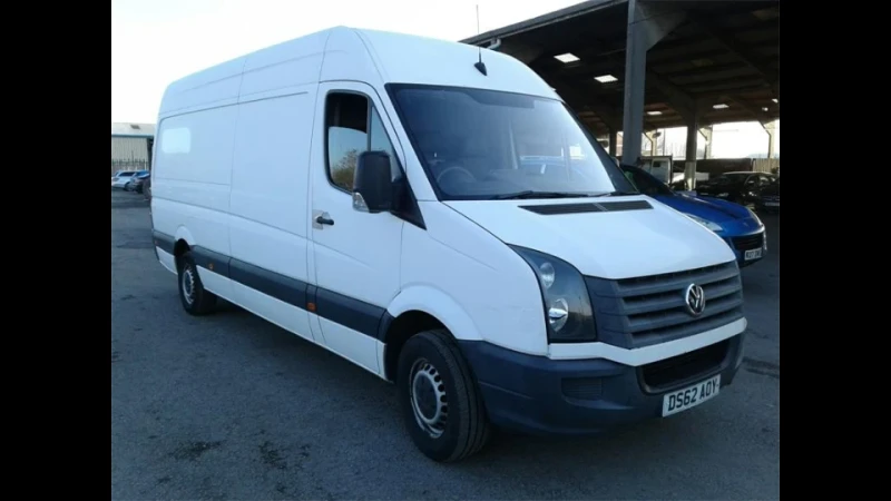 VW Crafter, снимка 3 - Бусове и автобуси - 49172966