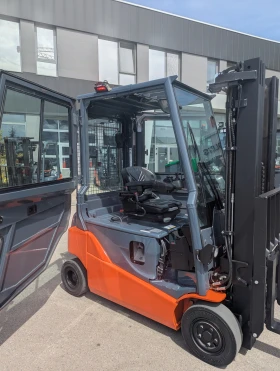 Електрокар Toyota, снимка 8