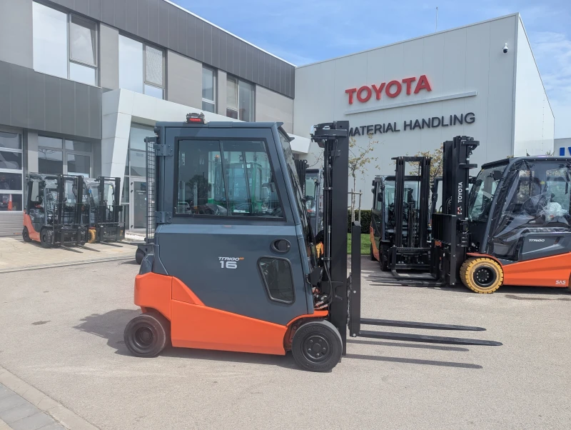 Електрокар Toyota