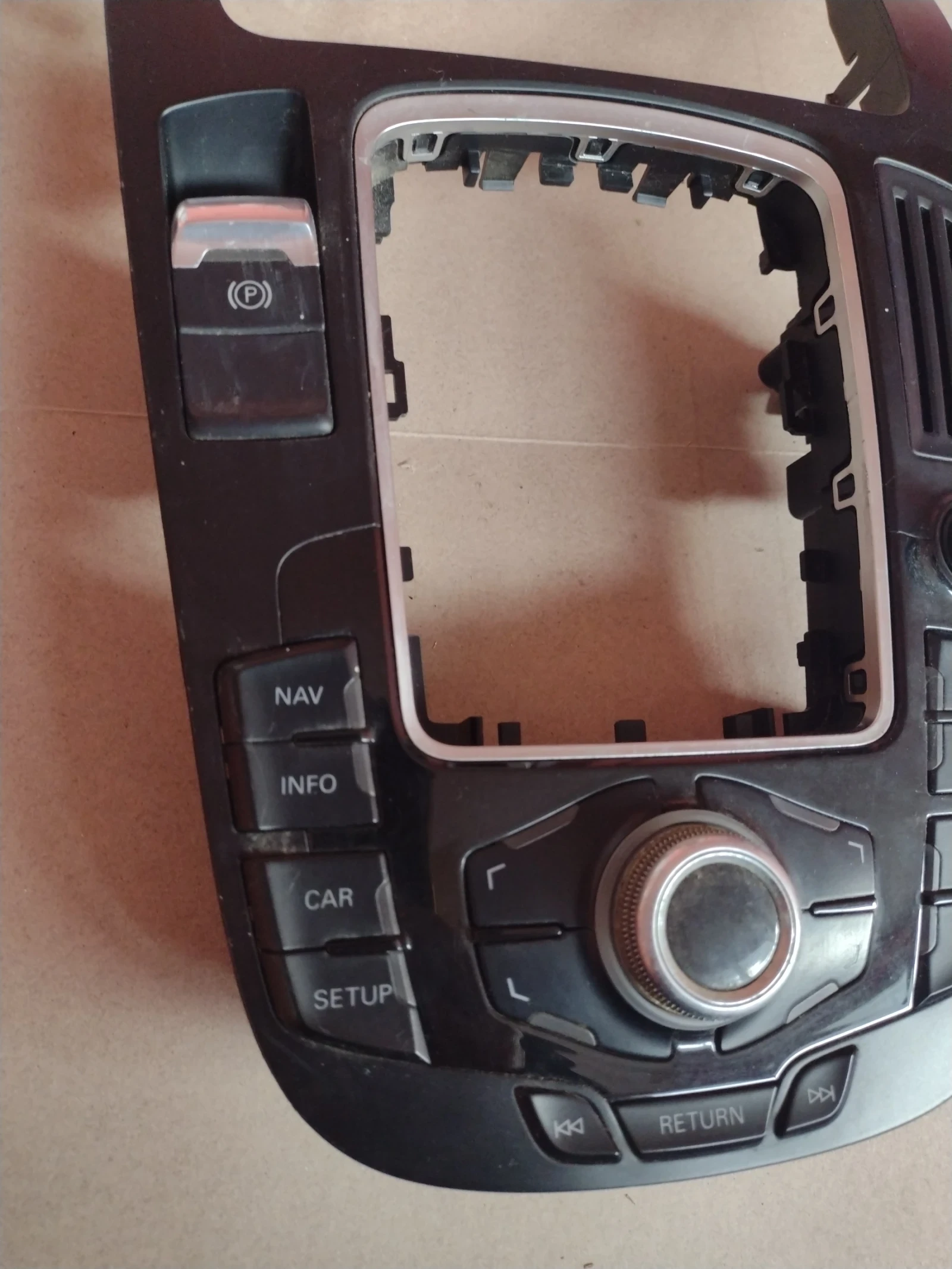 8T0919609WFX ����� ���������� ����������/��������� �� AUDI A5  8T0 919 609 WFX  | Mobile.bg � ����������� 5