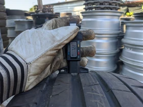 Гуми Летни 245/45R19, снимка 4