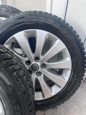 Гуми с джанти 215/70R17, снимка 7