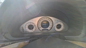 Mercedes-Benz E 320 CDI 4Matic Avantgarde, снимка 8