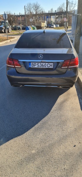 Mercedes-Benz E 220, снимка 10 - Автомобили и джипове - 45326566