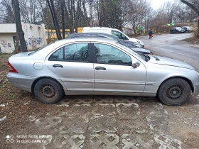 Mercedes-Benz C 180 - 615 € / 1202.84 лв. - 20006093 3