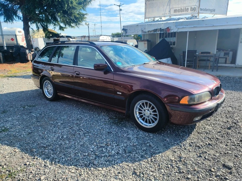 BMW 523 2.5 Touring, снимка 3 - Автомобили и джипове - 43731905