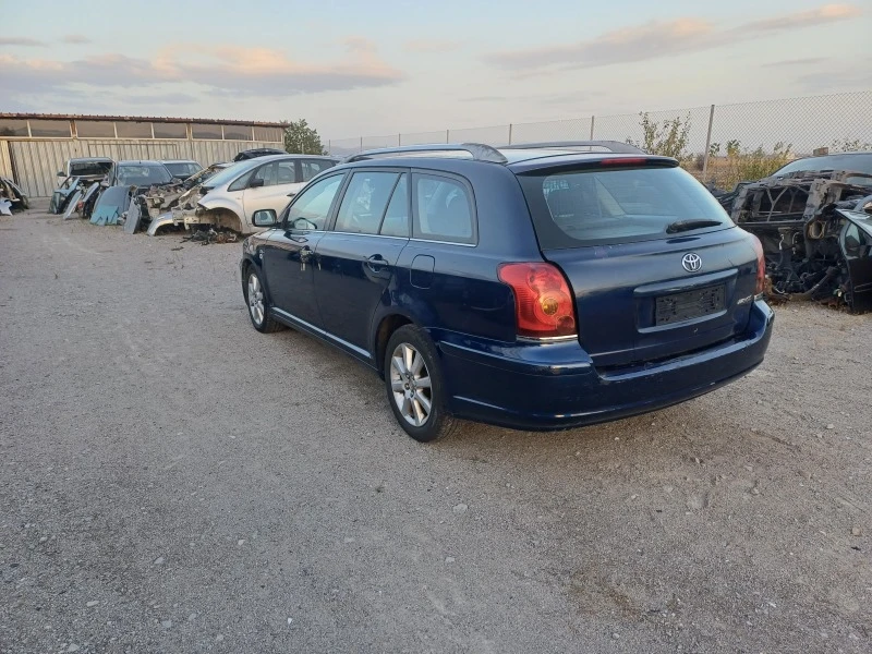 Toyota Avensis 2.0d4d-116кс-на части, снимка 3 - Автомобили и джипове - 46763491