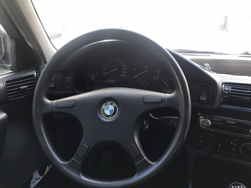 BMW 524, снимка 9 - Автомобили и джипове - 46718993