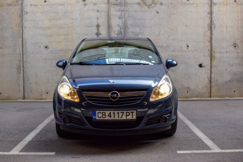 Opel Corsa, снимка 1 - Автомобили и джипове - 46374901