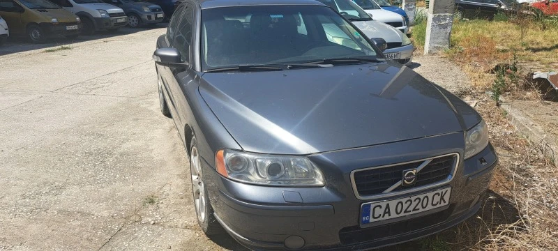 Volvo S60 2.4 , снимка 1 - Автомобили и джипове - 48021455