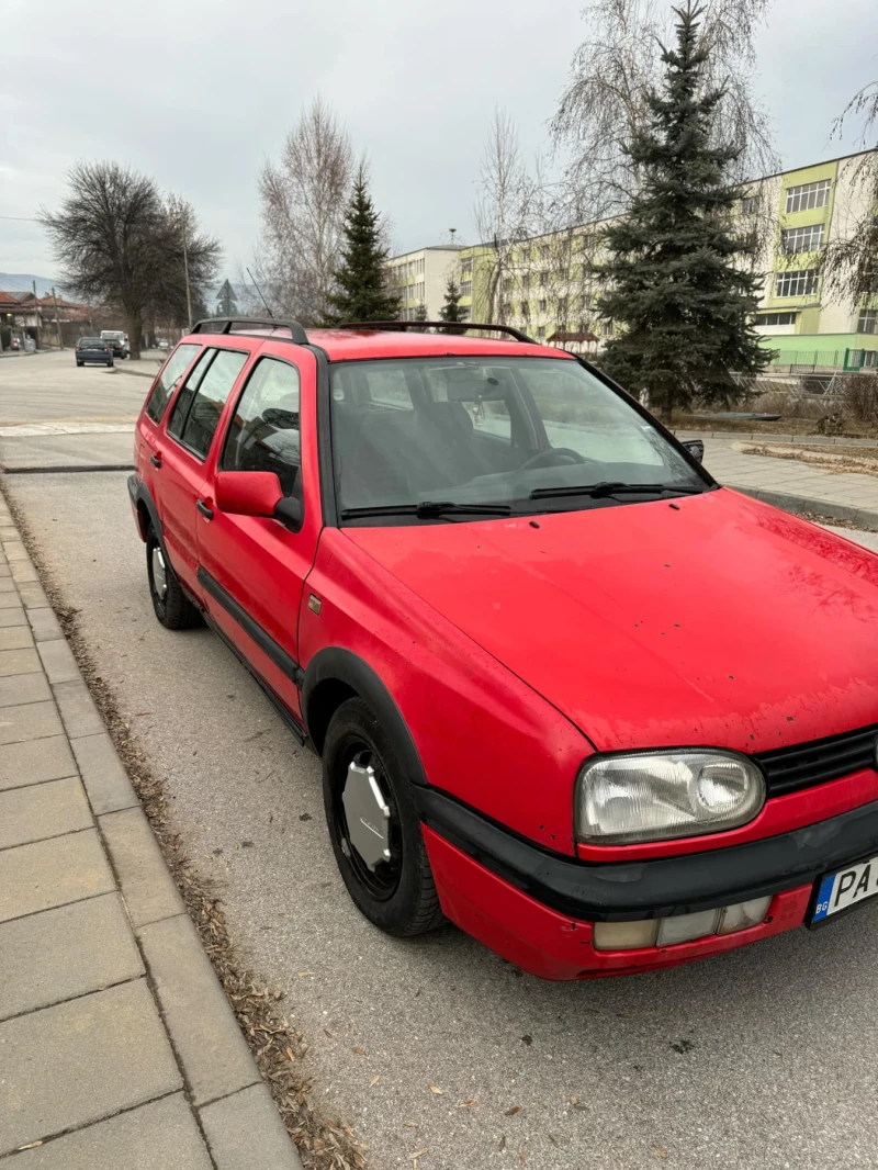 VW Golf, снимка 2 - Автомобили и джипове - 48634109